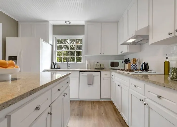 Cozy - Organic Modern - - Fsu Holiday home